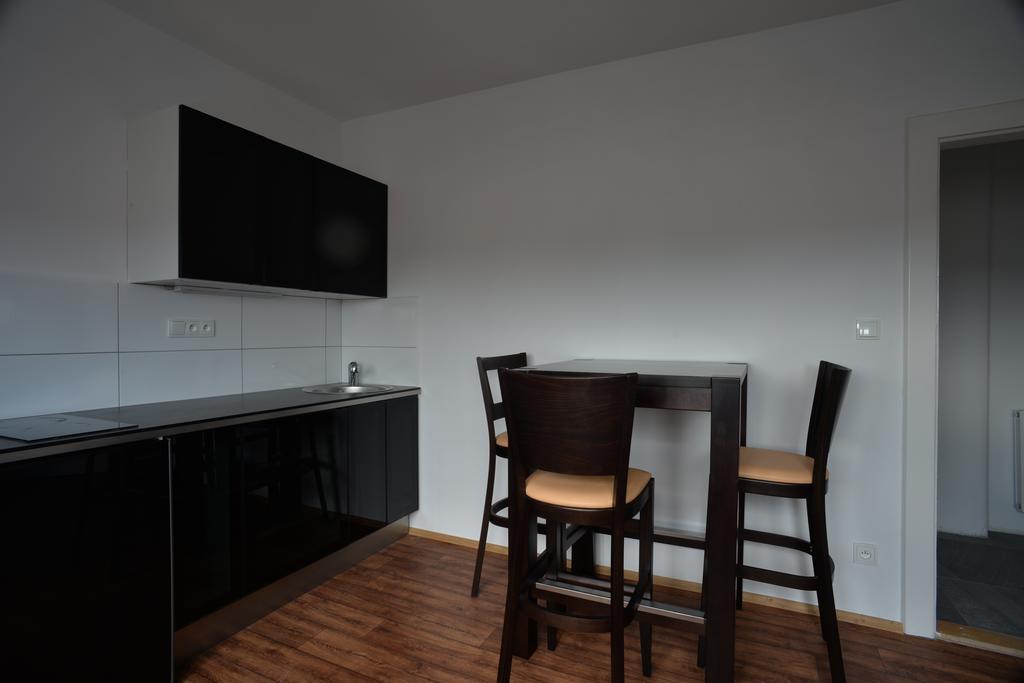 Penzion Karolinka Hotel Kroměříž Стая снимка